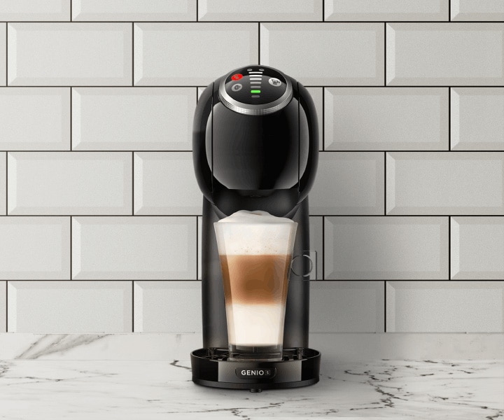 Close Up Genio S Plus Coffee Machine NESCAFÉ® Dolce Gusto®